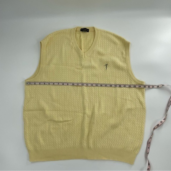 Yellow V-Neck Cotton Cable Knit 1990's Style Golf Vest - Picture 6 of 8
